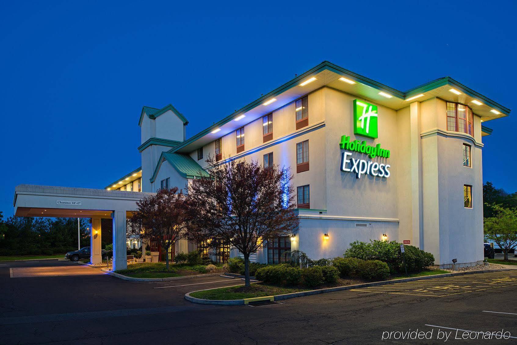 Holiday Inn Express Philadelphia Ne - Langhorne By Ihg Extérieur photo